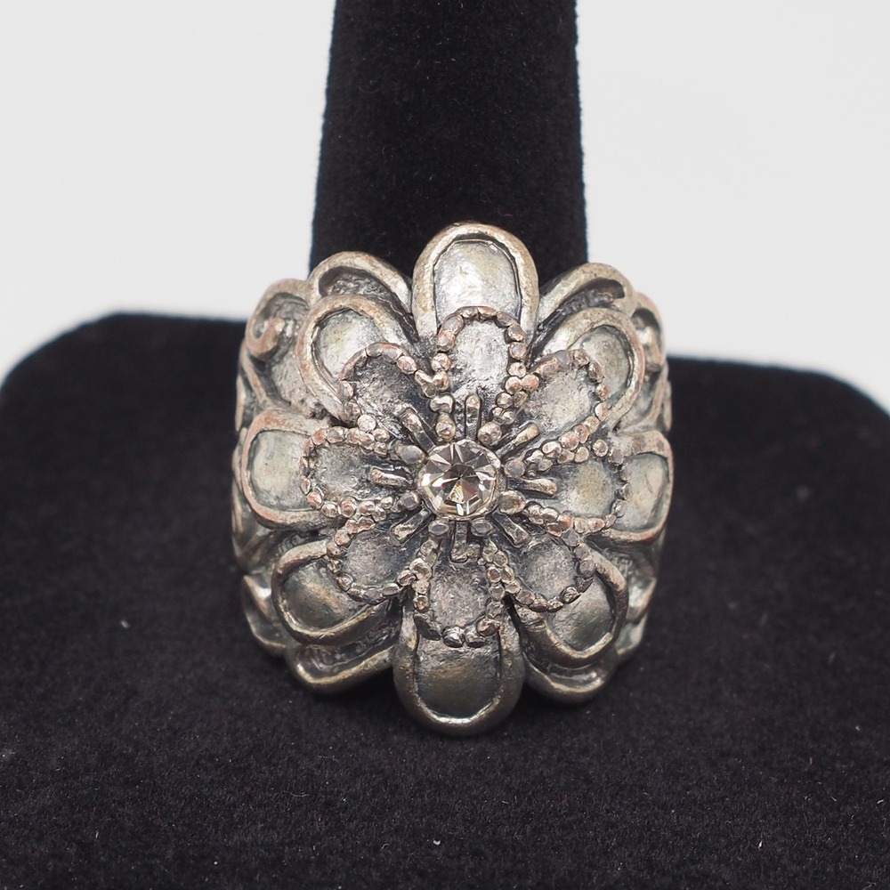 Vintage Flower Ring 7.5 Antiqued Silver Tone Rhinestone Cast Metal Statement